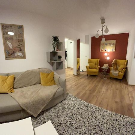 Meba Apartments Braşov Esterno foto